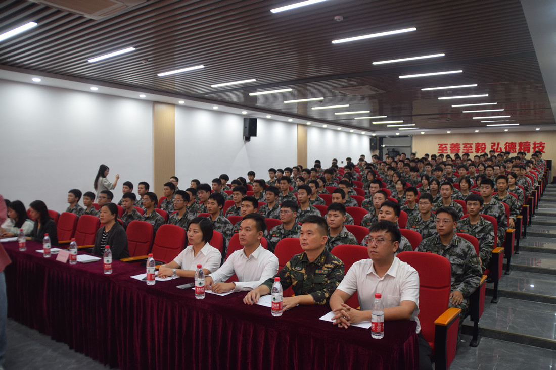 化荣誉为动力：杭现举行区级文明单位授牌仪式